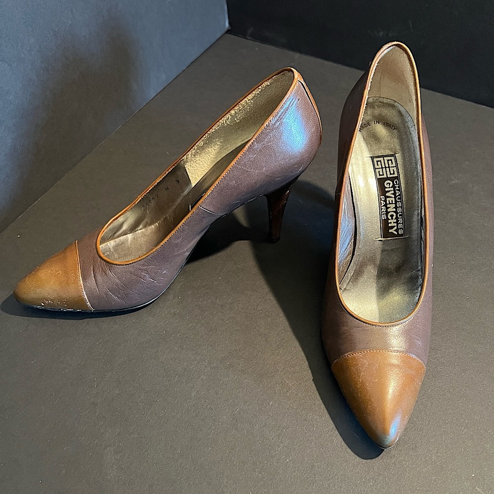 VINTAGE Givenchy Chaussures Brown Leather Pumps